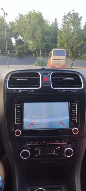 VW Golf 1.6 Bifuel NAVI | Mobile.bg    10