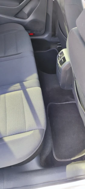 VW Golf 1.6 Bifuel NAVI | Mobile.bg    14