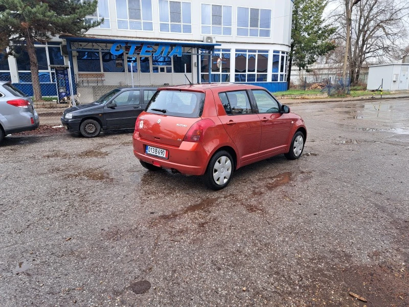 Suzuki Swift 1.3 I 4X4, снимка 5 - Автомобили и джипове - 44774535