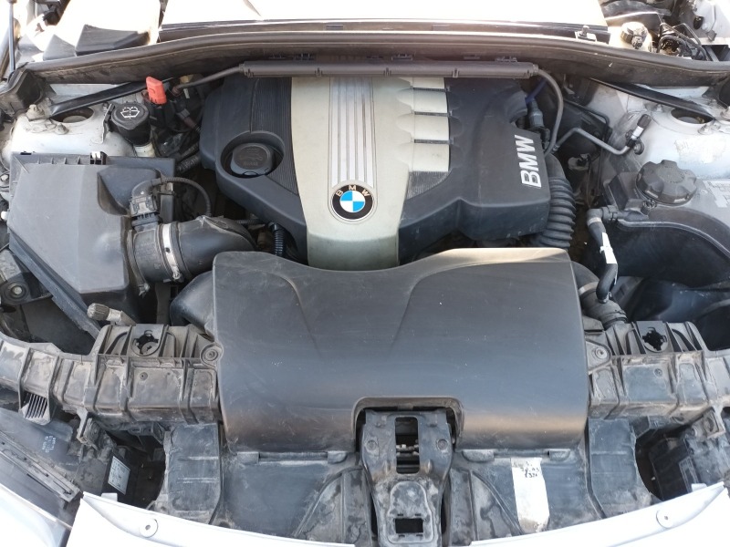 BMW 118 118D FASE, снимка 16 - Автомобили и джипове - 46476842