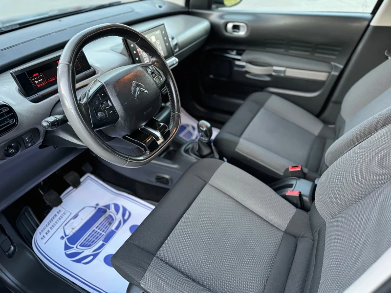 Citroen C4 Cactus 1.6HDI Нави* Панорама* Камера, снимка 10 - Автомобили и джипове - 47839765