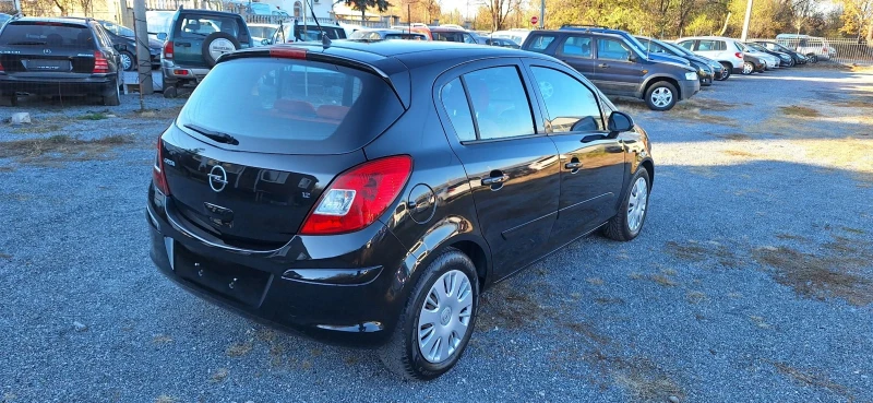 Opel Corsa 1.2i Климатик* 117000км. * , снимка 6 - Автомобили и джипове - 47907397