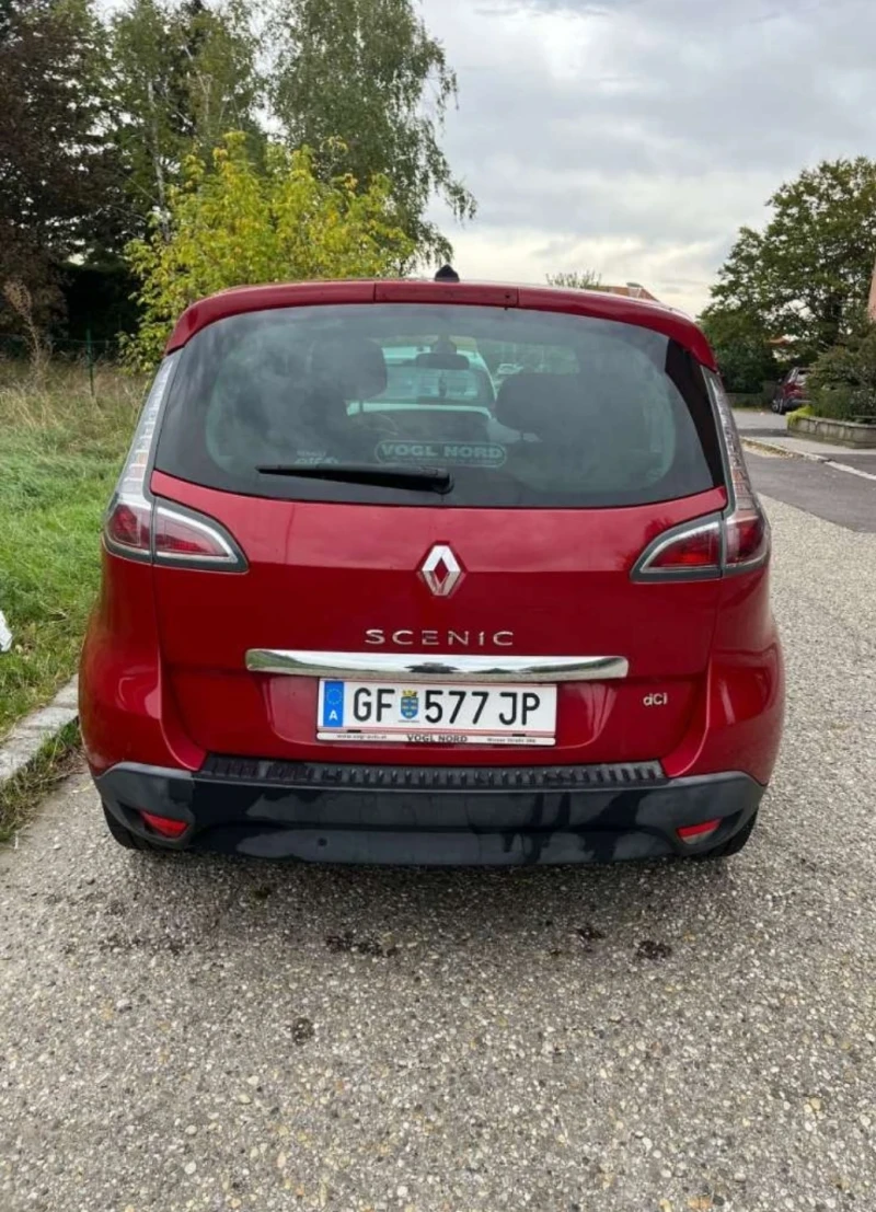 Renault Scenic 1.5DCI, снимка 3 - Автомобили и джипове - 49346076