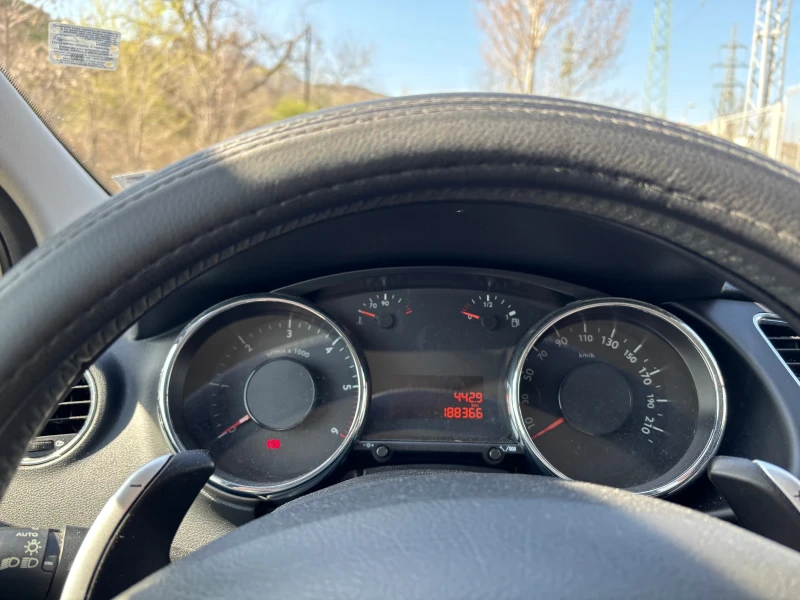 Peugeot 3008, снимка 8 - Автомобили и джипове - 52567548
