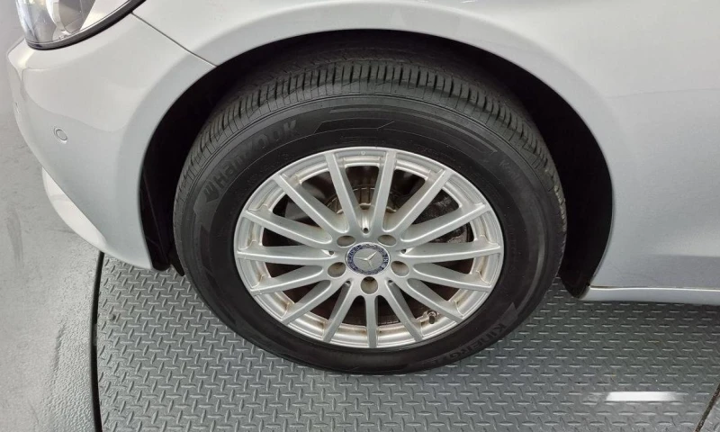 Mercedes-Benz C 200 C200  * НАЙ-ДОБРА ЦЕНА В БЪЛГАРИЯ* , снимка 5 - Автомобили и джипове - 52284199