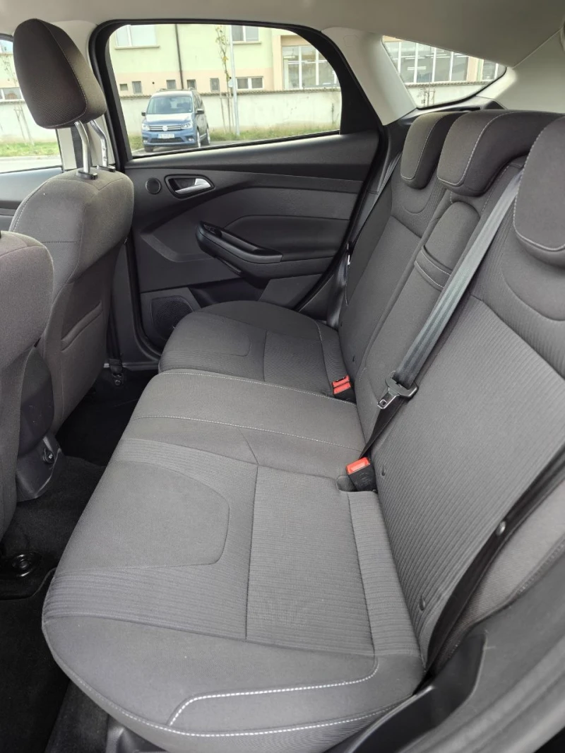 Ford Focus, снимка 14 - Автомобили и джипове - 52548835