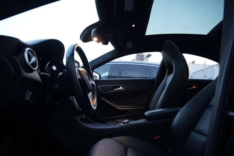 Mercedes-Benz CLA * CLA250 4MATIC * CARFAX * ЦЕНА ДО БГ, снимка 7 - Автомобили и джипове - 53233235