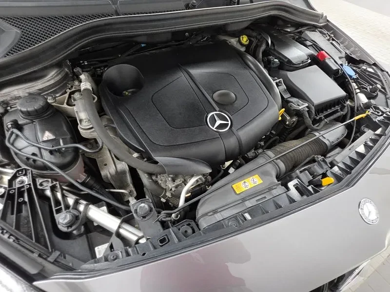 Mercedes-Benz B 200 D, снимка 6 - Автомобили и джипове - 56066908