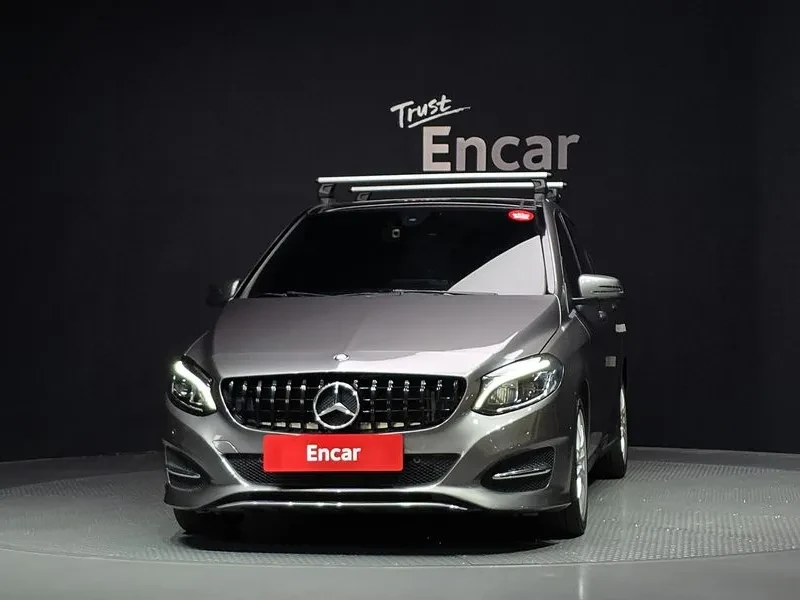 Mercedes-Benz B 200 D, снимка 3 - Автомобили и джипове - 56066908