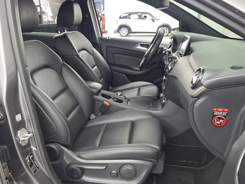 Mercedes-Benz B 200 D, снимка 11 - Автомобили и джипове - 56066908