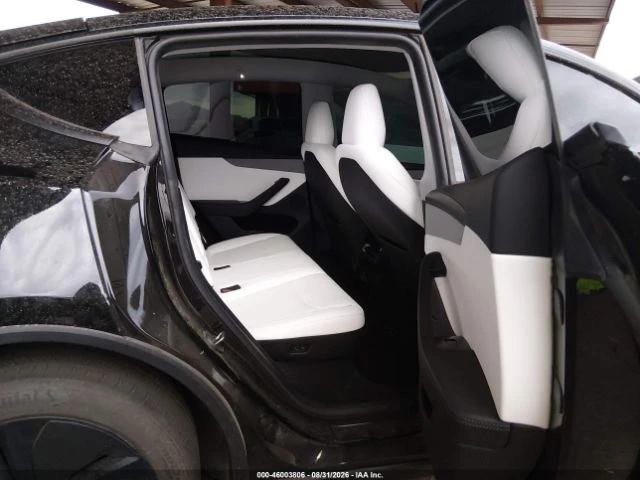 Tesla Model Y JUNIPER / RWD / LONG RANGE, снимка 8 - Автомобили и джипове - 56572413