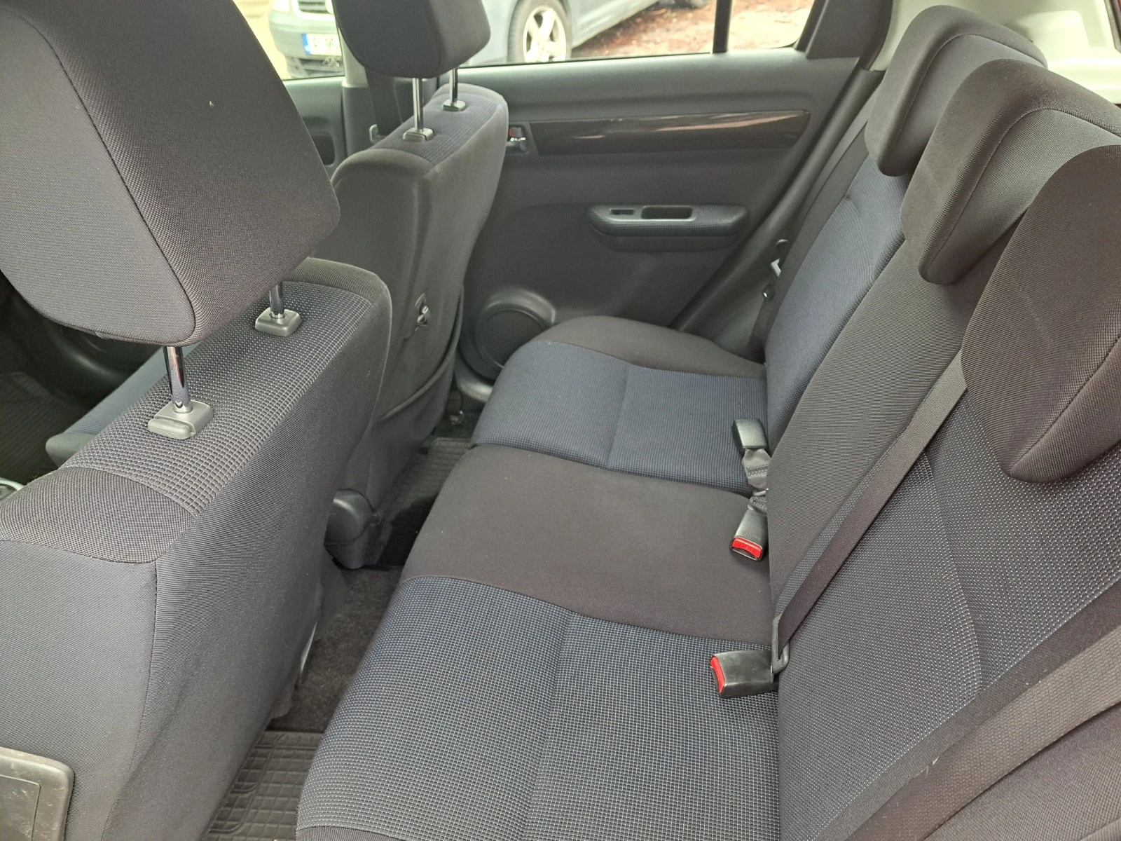 Suzuki Swift 1.3 I 4X4 | Mobile.bg   11