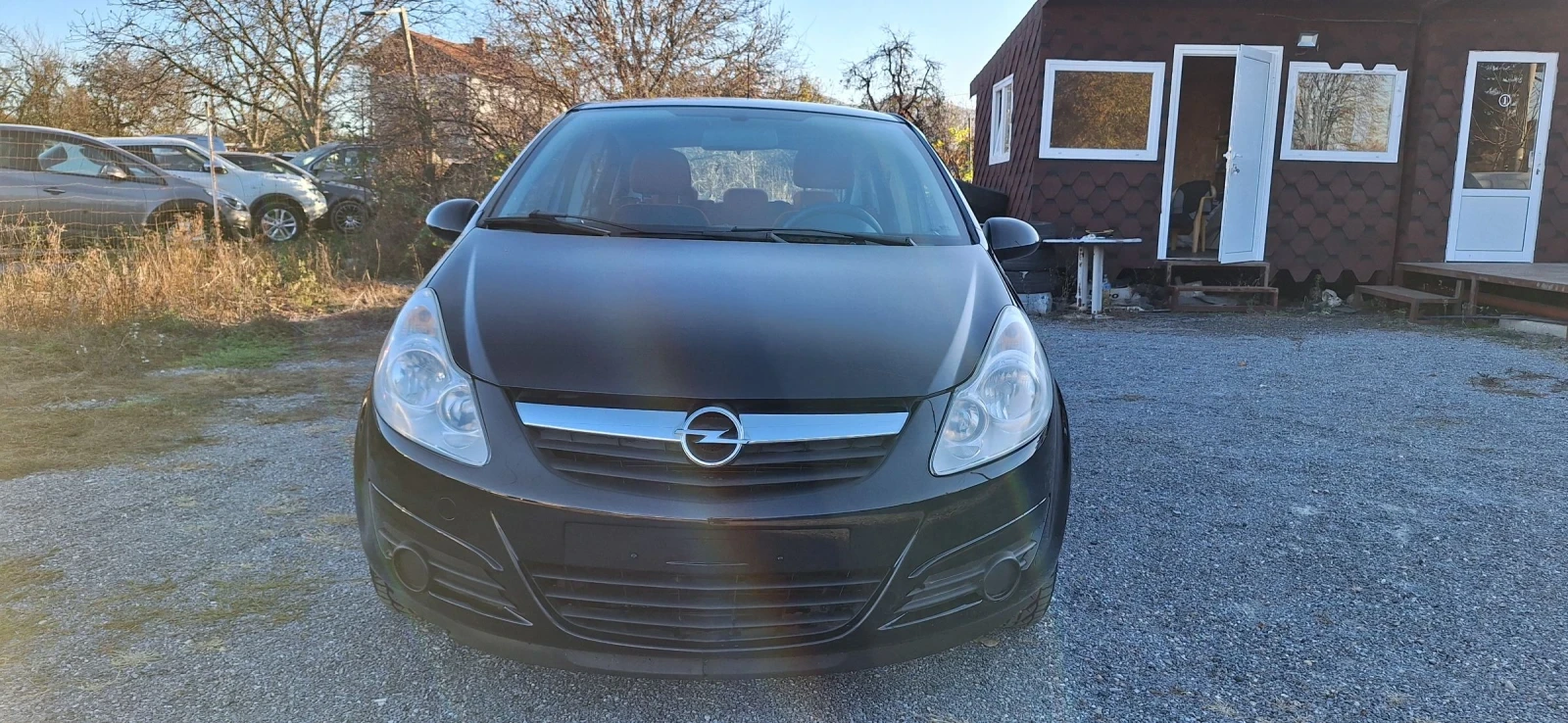 Opel Corsa 1.2i Климатик* 117000км. *  - изображение 2