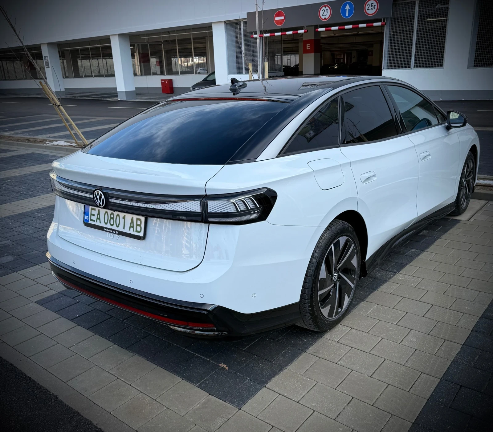 VW ID.7 PRO Plus - изображение 6
