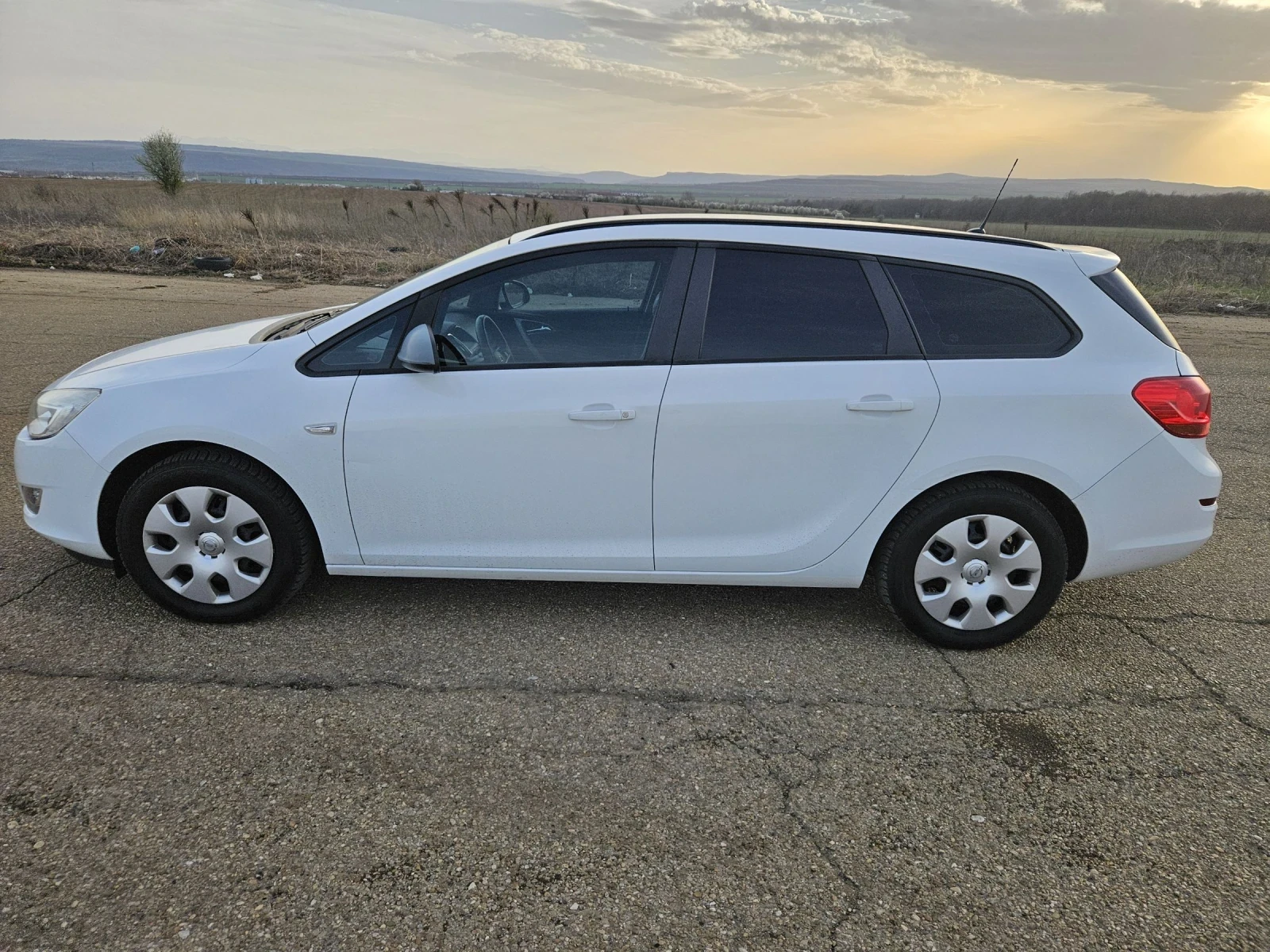 Opel Astra LPG, регистрирана.  - изображение 5