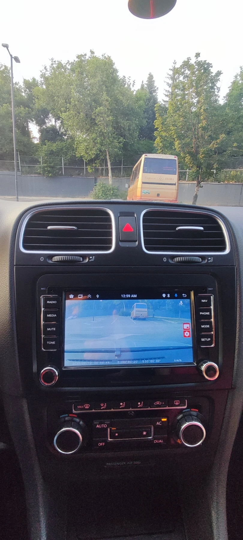 VW Golf 1.6 Bifuel NAVI - изображение 9