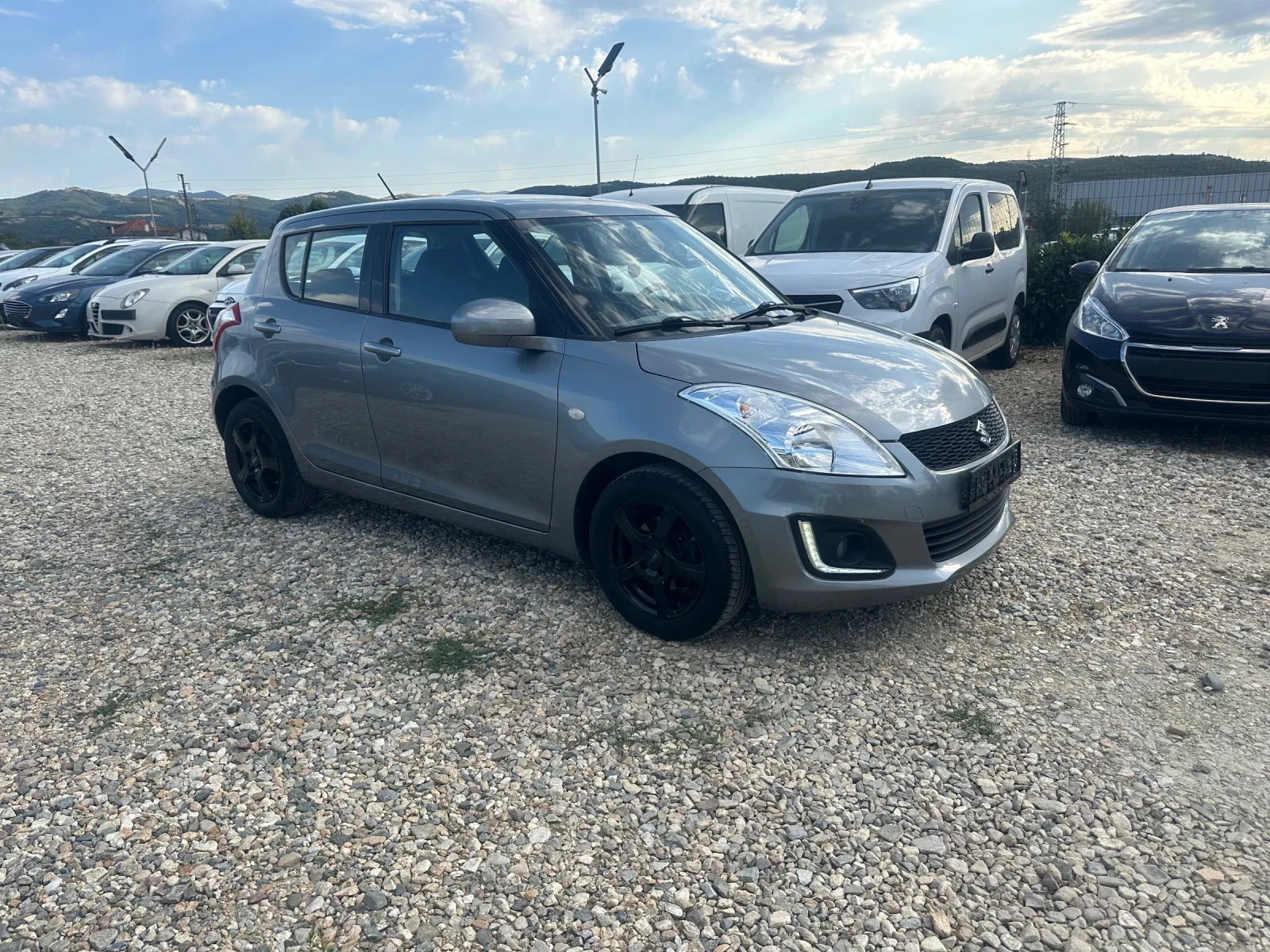 Suzuki Swift AUTOMATIC  - изображение 3