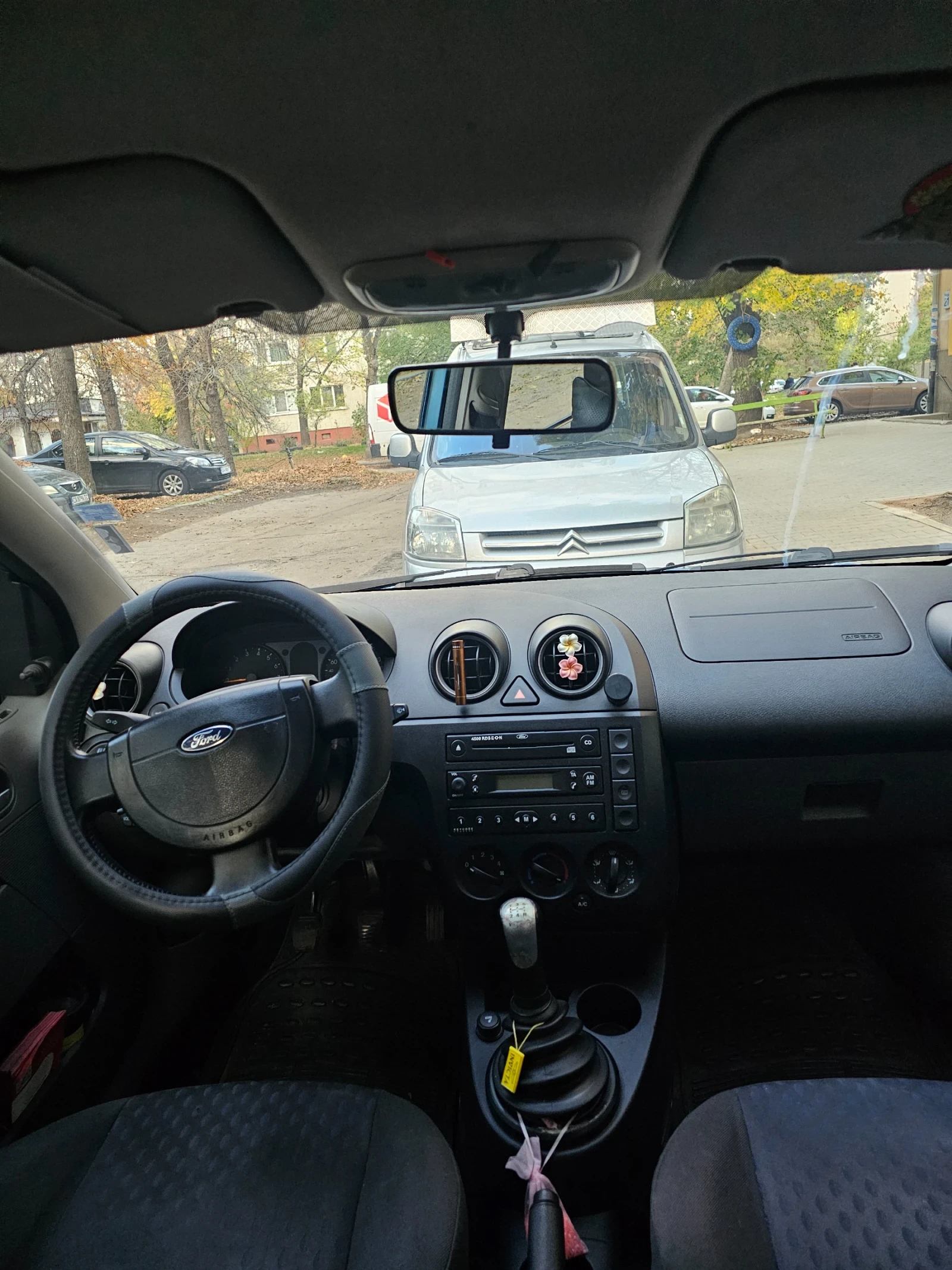 Ford Fiesta  - изображение 6