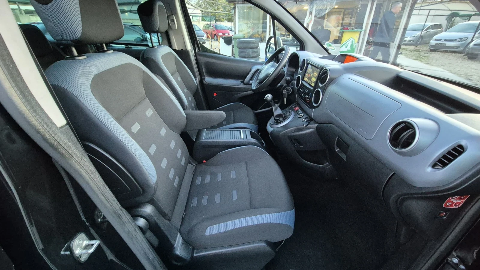 Citroen Berlingo 1.6HDI NAVI | Mobile.bg   14