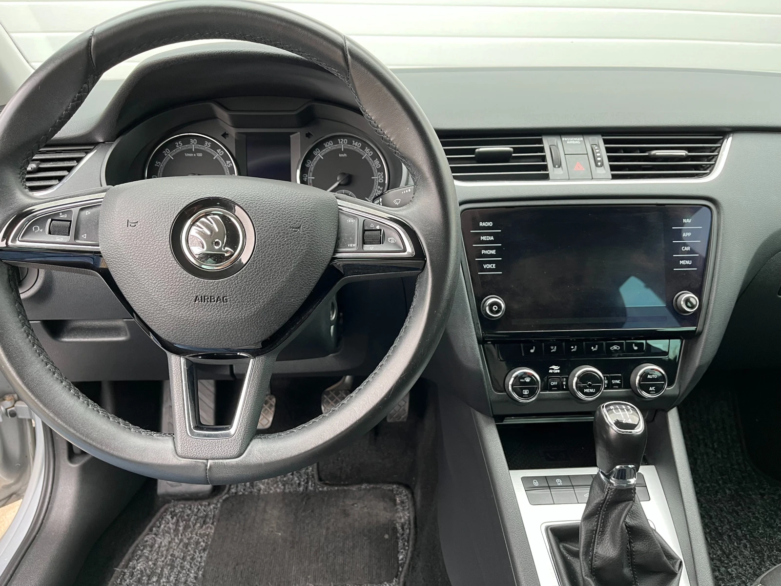 Skoda Octavia 1.6 TDI TUV-Германия - изображение 7