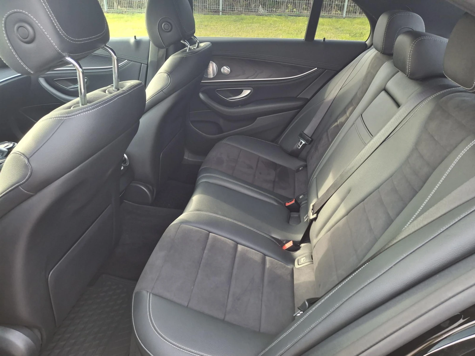 Mercedes-Benz E 400 d 4MATIC - изображение 10