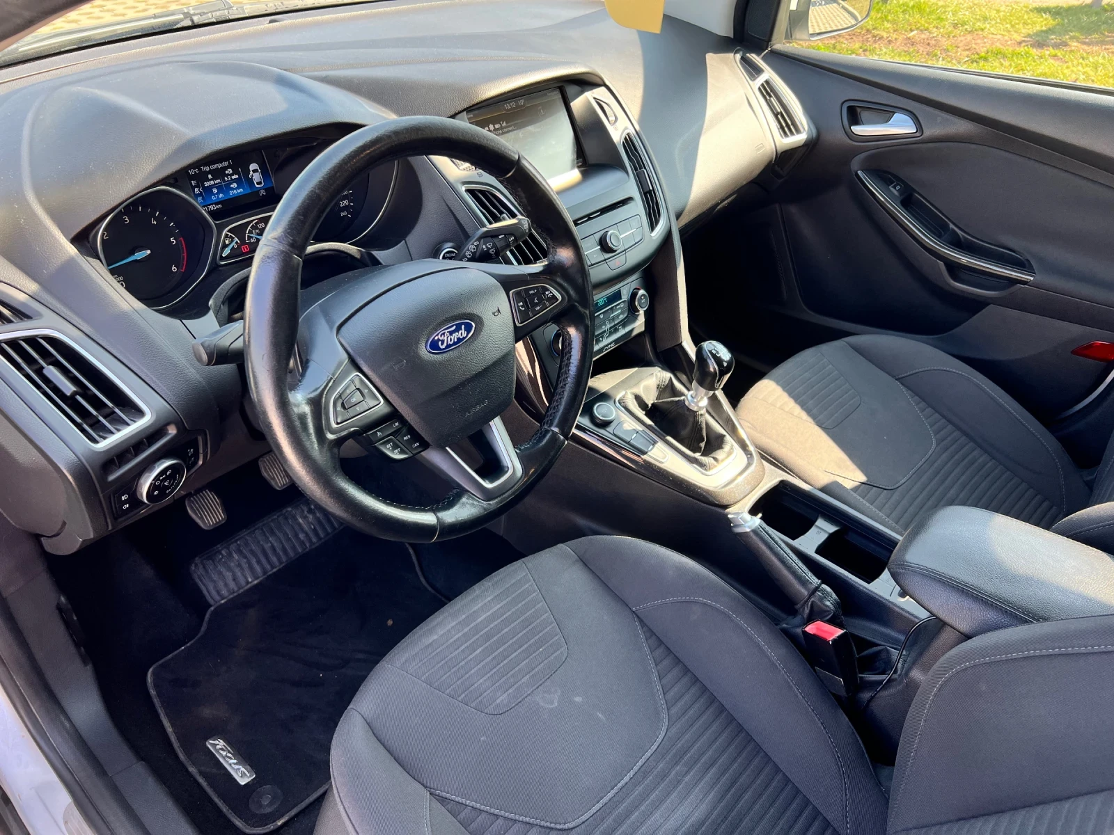Ford Focus 1.5 TDCI - изображение 9