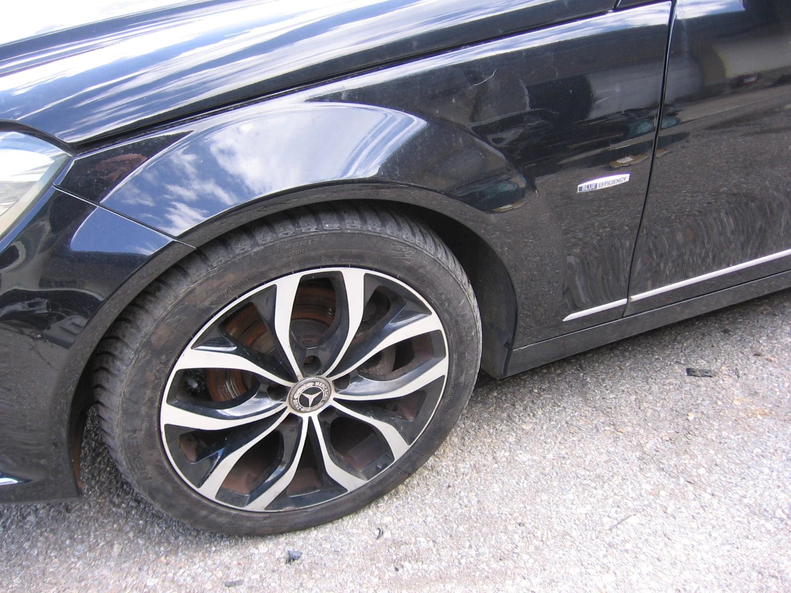 Mercedes-Benz C 220, снимка 2 - Автомобили и джипове - 53984916