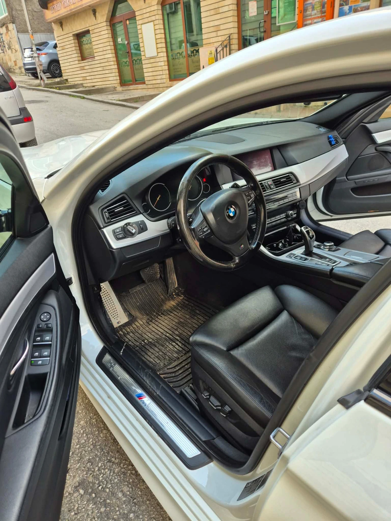 BMW 525, снимка 5 - Автомобили и джипове - 54238909