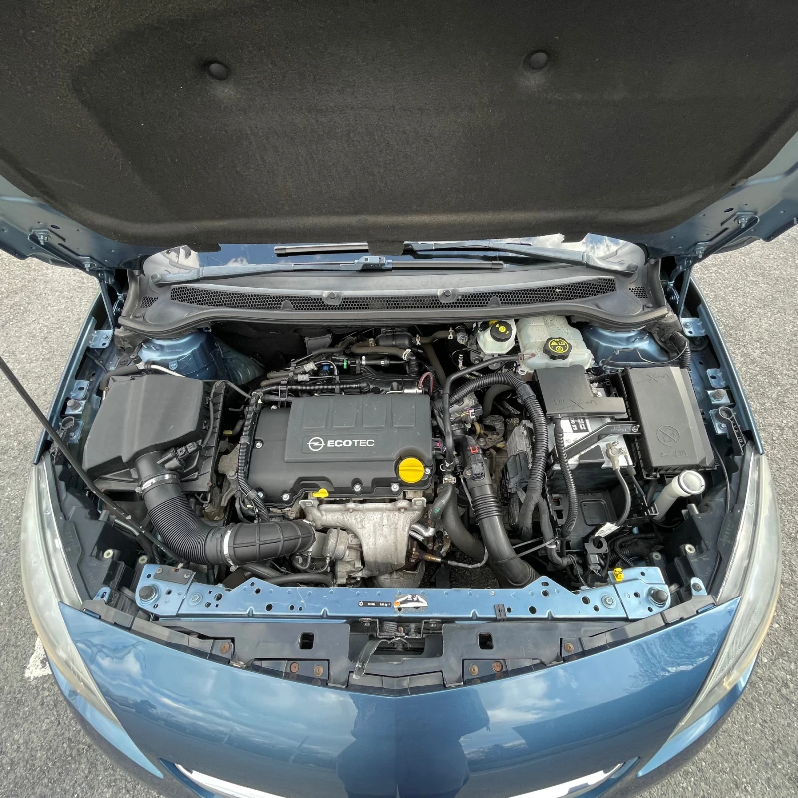 Opel Astra 1.4 TURBO FACE LIFTE COSMO, снимка 16 - Автомобили и джипове - 54668252