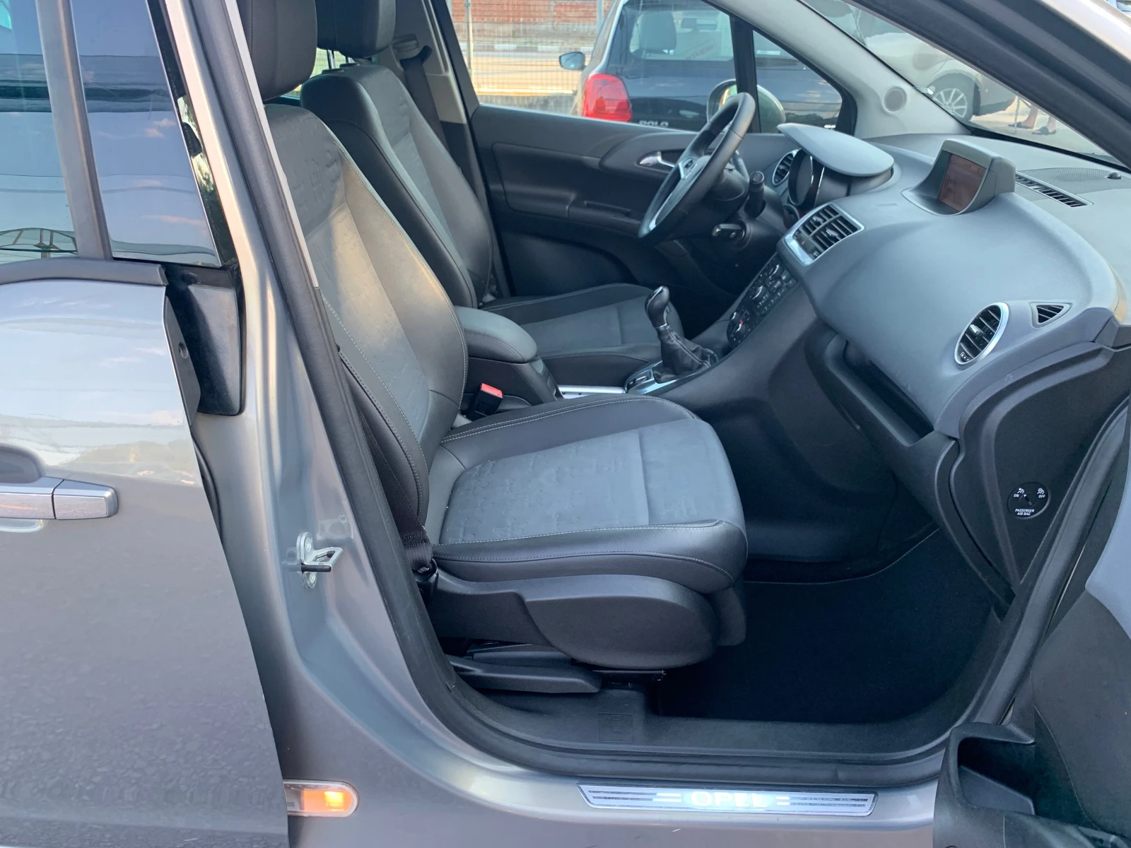 Opel Meriva 1.7cdti COSMO, снимка 14 - Автомобили и джипове - 54985656