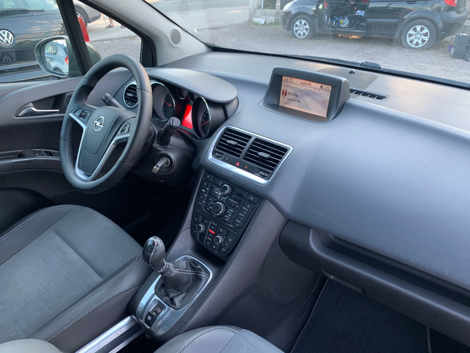 Opel Meriva 1.7cdti COSMO, снимка 13 - Автомобили и джипове - 54985656