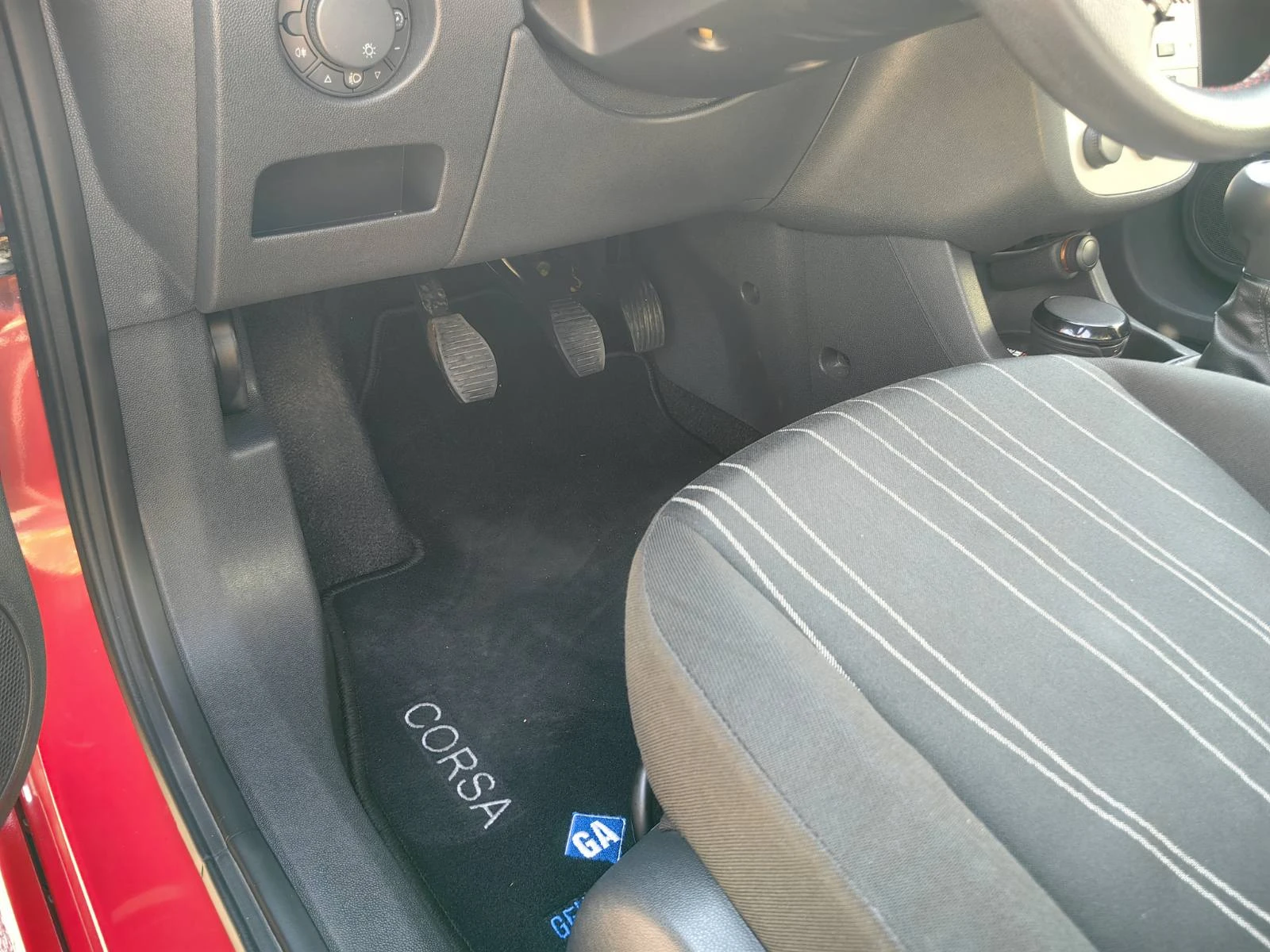 Opel Corsa OPC Line, снимка 10 - Автомобили и джипове - 55622283