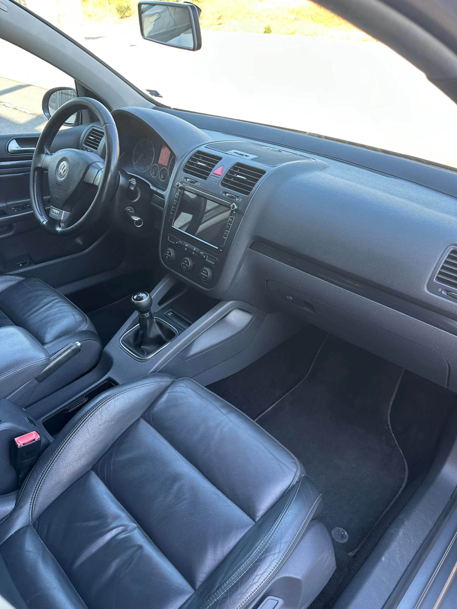 VW Golf 1.9TDI GT, снимка 7 - Автомобили и джипове - 55980551