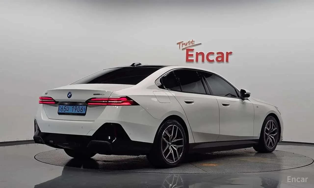 BMW i5 * eDrive 40 M Sport * ���� �� �� | Mobile.bg � ����������� 2