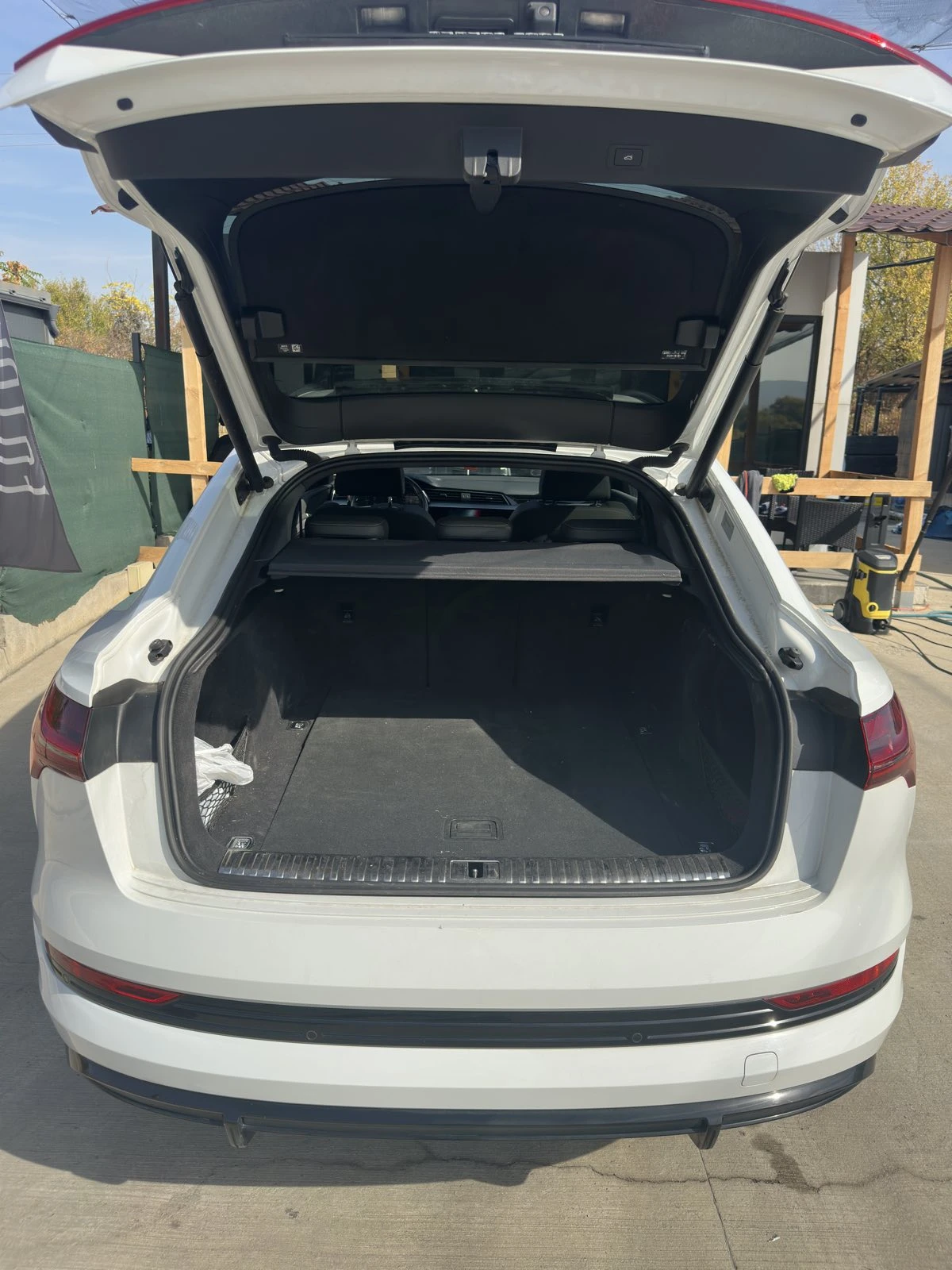 Audi E-Tron 55/408�.�/95KWh/S EDITION/PANO/B&O | Mobile.bg � ����������� 17