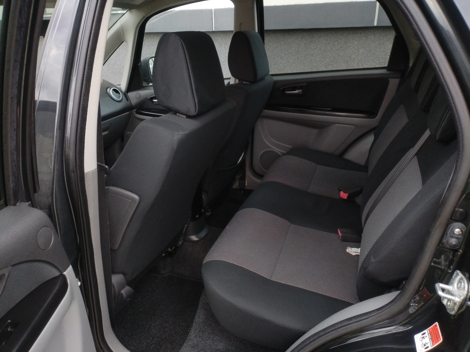 Suzuki SX4 1.9 DDIS 120hp 6�� ��������  | Mobile.bg � ����������� 12