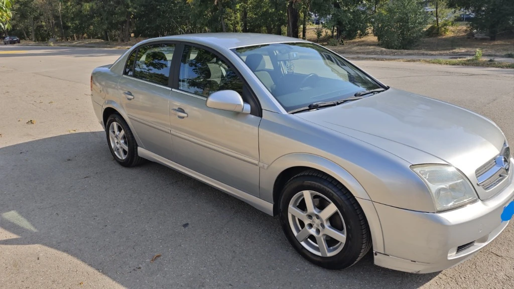 Opel Vectra C, снимка 3 - Автомобили и джипове - 56615680