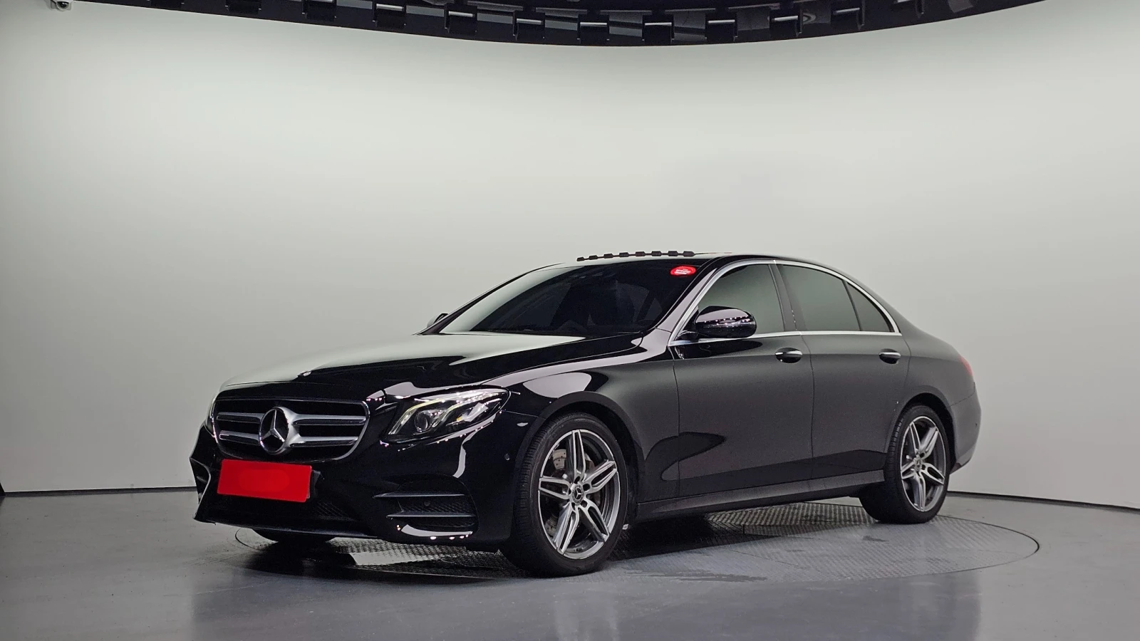 Mercedes-Benz E 300 Avantgarde /360/Disi/Обдухване