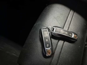 Porsche Cayenne E-Hybrid | PANO | 2 KEYS | ПОДГРЕВИ  - 26600 € / 52025.08 лв. - 97693928 8