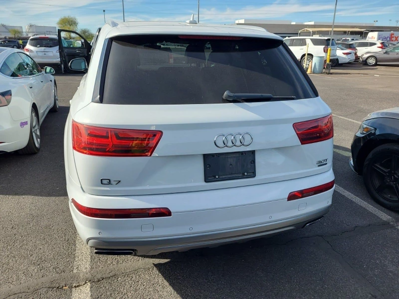 Audi Q7 matrix * digital * bose sound* панорама * подгрев , снимка 4 - Автомобили и джипове - 48215775