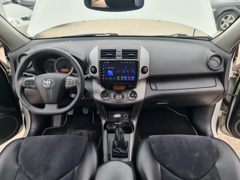 Toyota Rav4 2.2 D4D FaceLift 4х4 Navi Кожа, снимка 11 - Автомобили и джипове - 49281884