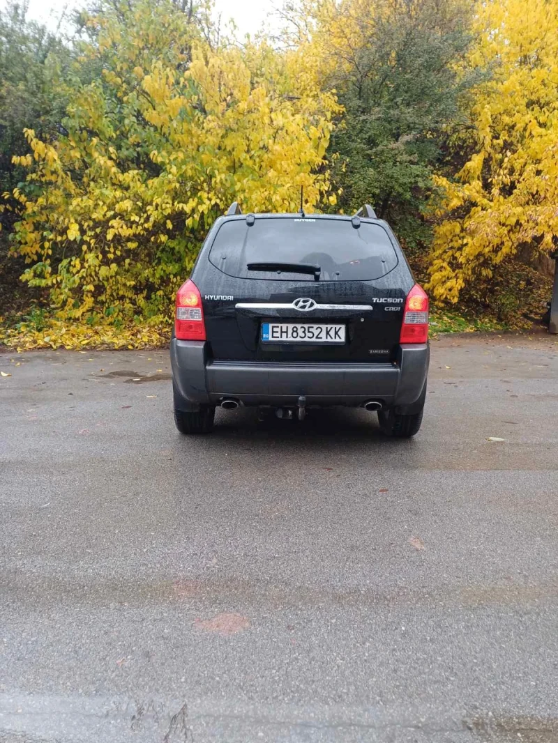 Hyundai Tucson 2.0 GRDI 140кс, снимка 4 - Автомобили и джипове - 52635711