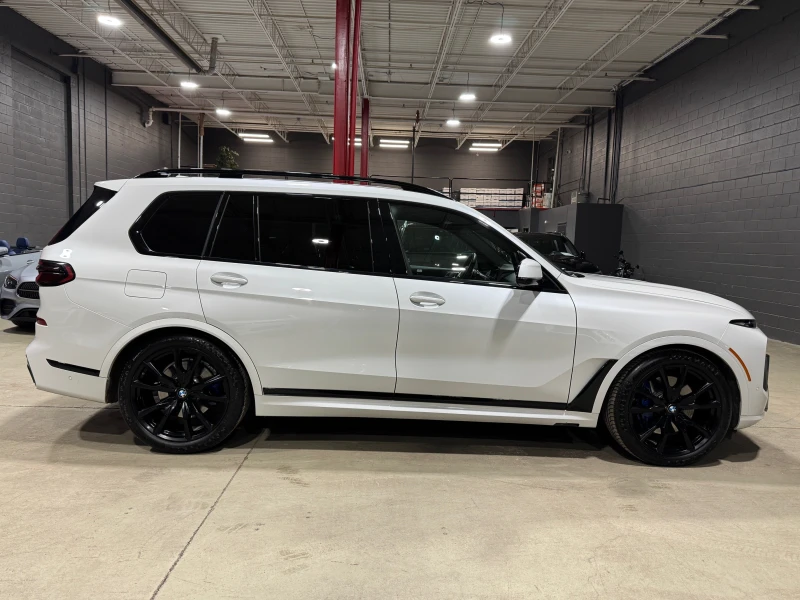 BMW X7 M-SPORT * Alpine White* Ultimate Luxury, снимка 2 - Автомобили и джипове - 53392551