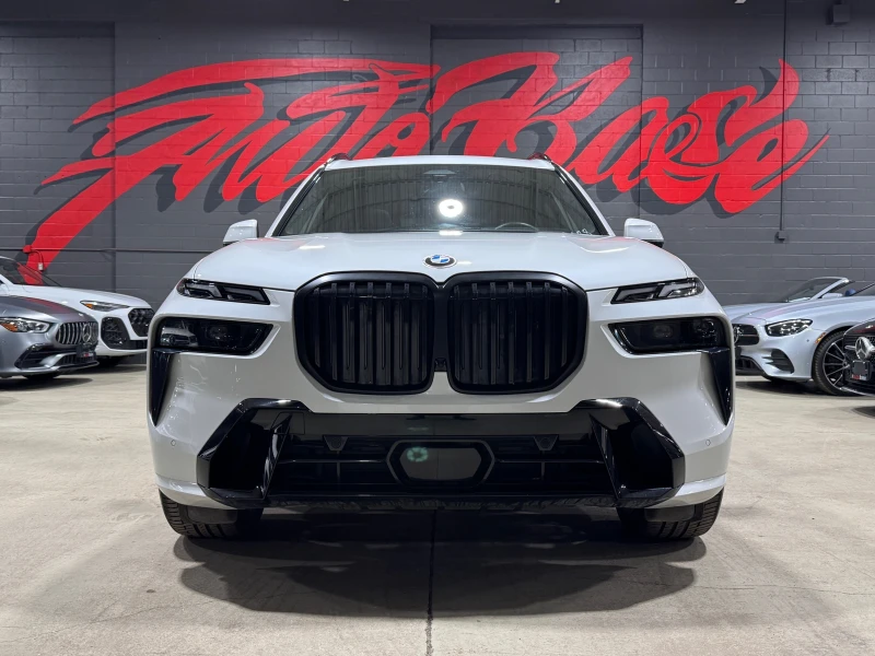 BMW X7 M-SPORT * Alpine White* Ultimate Luxury, снимка 3 - Автомобили и джипове - 53392551