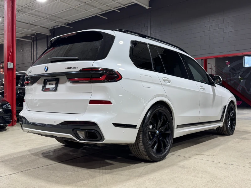 BMW X7 M-SPORT * Alpine White* Ultimate Luxury, снимка 5 - Автомобили и джипове - 53392551