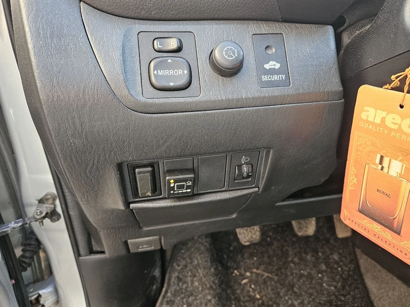 Toyota Rav4 2.0 150 коня 4x4 газ с регистрация всичко платено, снимка 8 - Автомобили и джипове - 53473991