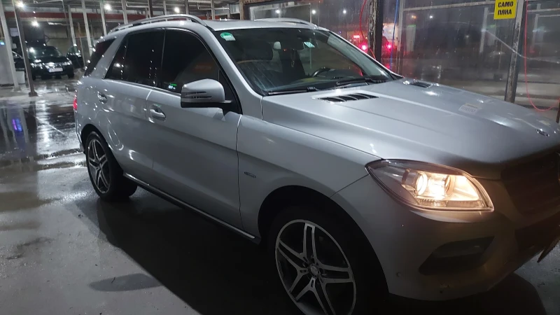 Mercedes-Benz ML 350, снимка 9 - Автомобили и джипове - 53593252