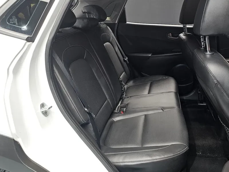 Hyundai Kona 1.6D - САМО 30% АВАНС, снимка 12 - Автомобили и джипове - 56028340