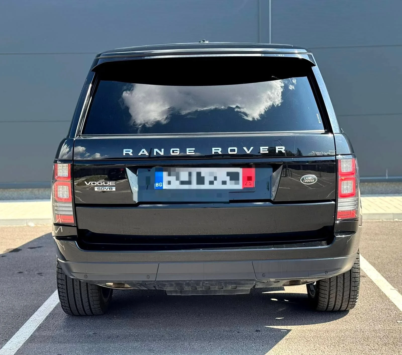 Land Rover Range rover VOGUE 4.4 SDV8 ОЧАКВАН ВНОС BLACK LINE ЛИЗИНГ 100% - изображение 5