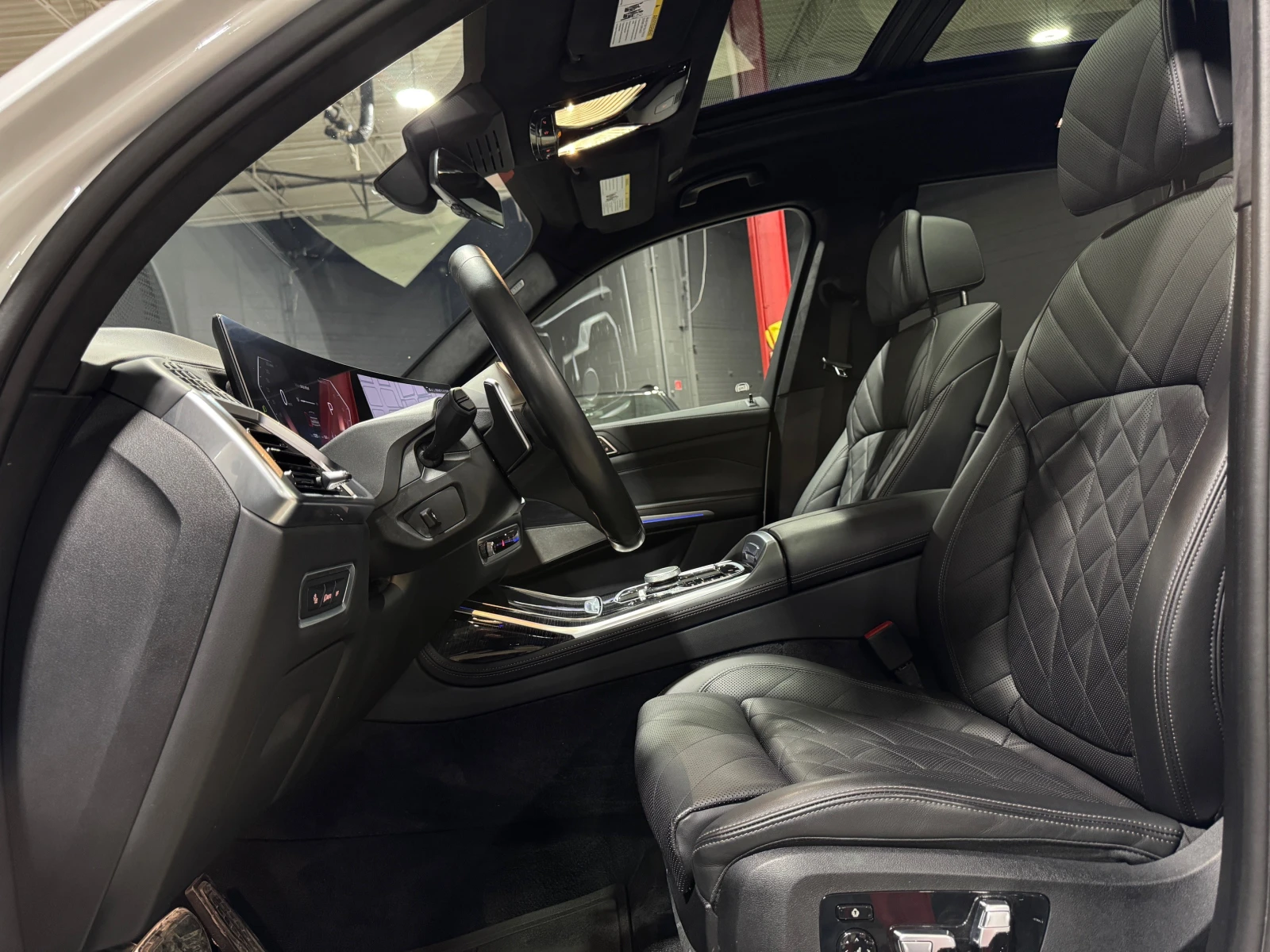 BMW X7 M-SPORT * Alpine White* Ultimate Luxury - изображение 8